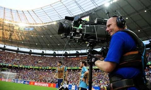 Vi phạm bản quyền bóng đá: Vấn nạn mùa World Cup