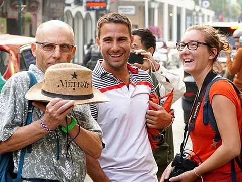 Nhiều thách thức và cơ hội dành cho du lịch Việt Nam năm 2025