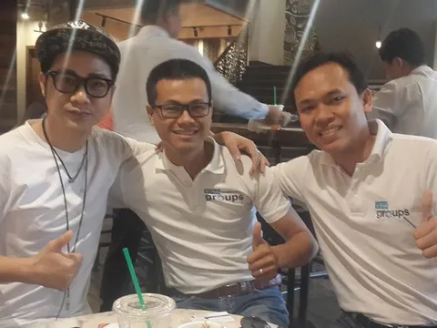 Cafe cùng ca sĩ Quách Tuấn Du